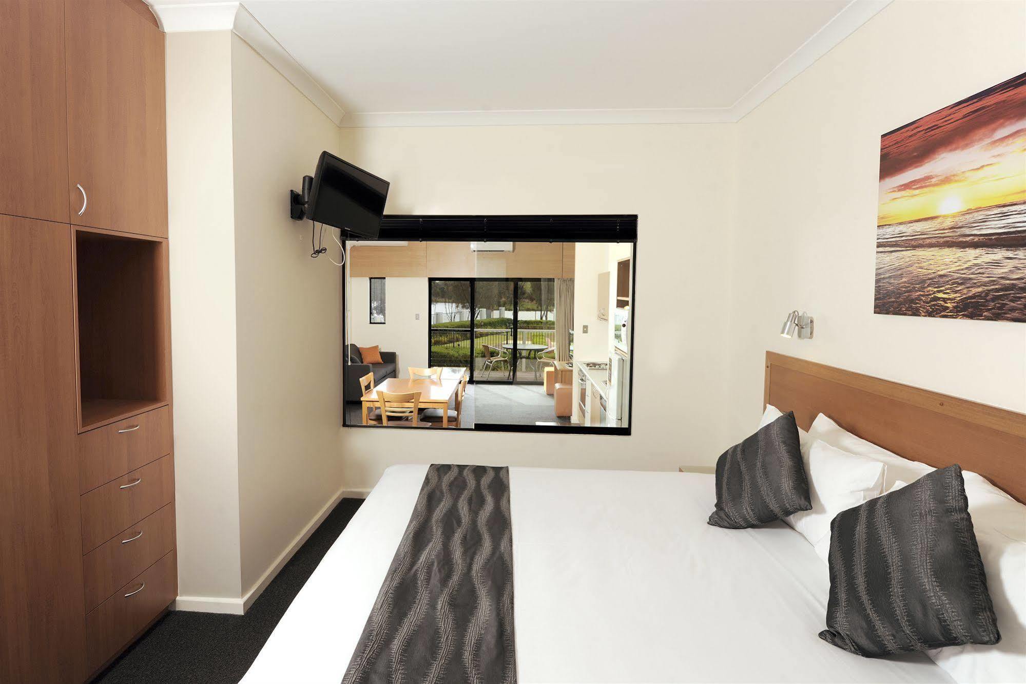 Assured Ascot Quays Apartment Hotel Perth Eksteriør billede