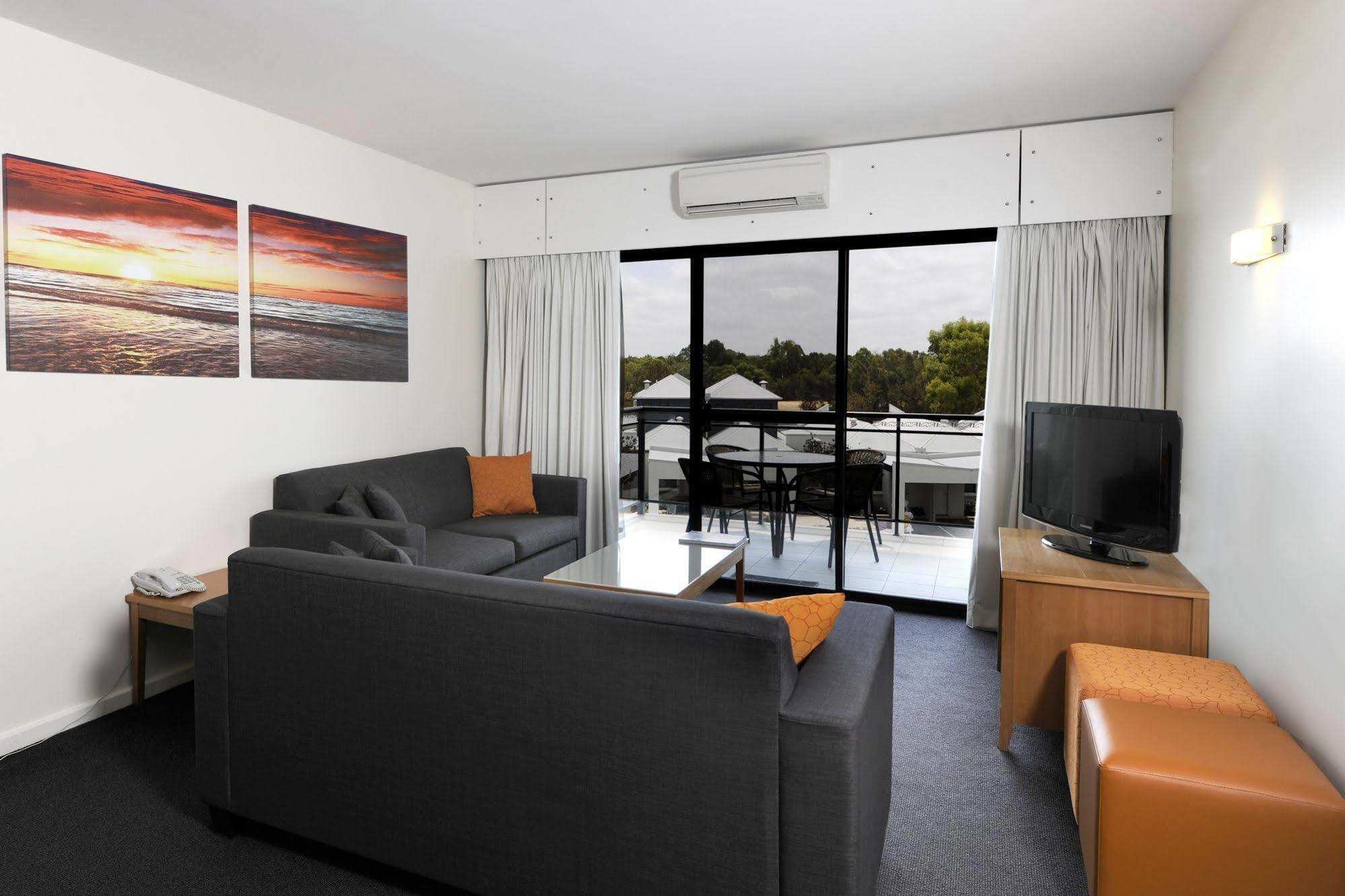Assured Ascot Quays Apartment Hotel Perth Eksteriør billede